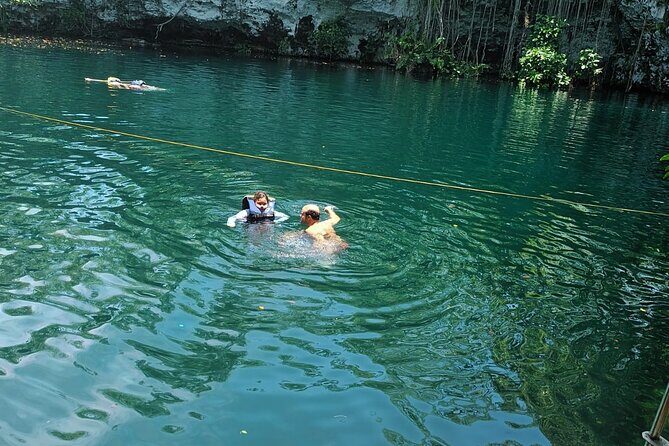 Blue Dudu Lagoon - Stop 5: Playa Caleton’s long shallow bay for calmer swimming (1 hour 30 minutes)