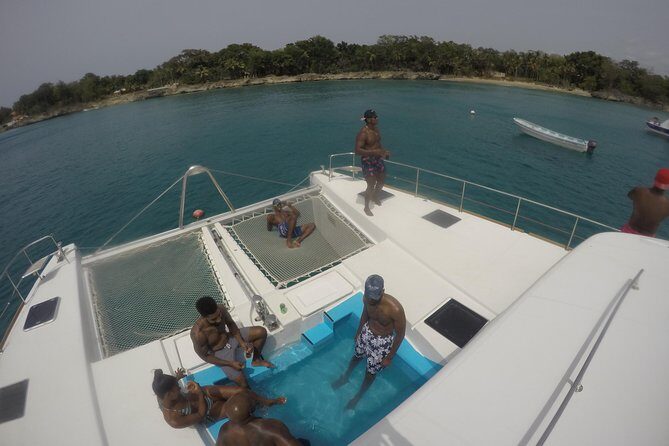 Catamaran Cruise with Snorkeling and lunch on board! - The crew and small-service details that change everything