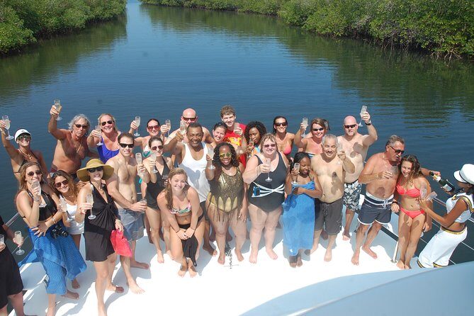 Cayo Arena Catamaran Cruise from Puerto Plata with Lunch - Beachside Lunch: Lobster, Paella Swap, and Open Bar