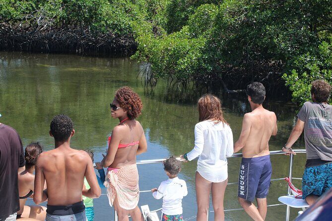 Cayo Arena Exclusive Tour with Lunch - The Cruise Portion: Coast Views and an Old-School History Glance