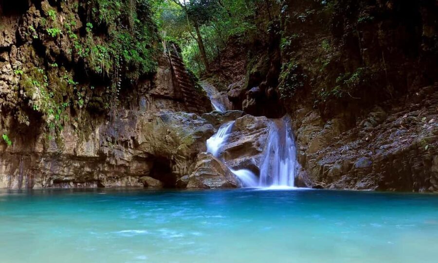 Damajagua Waterfalls Tour with Lunch - The hike through rocky creeks and uneven terrain