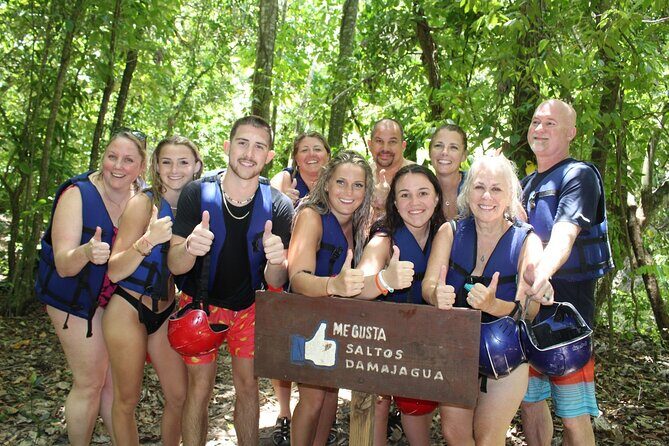 Excursion in Damajagua's 7 Waterfalls - Where the adventure starts: Damajagua visitor center and gear-up