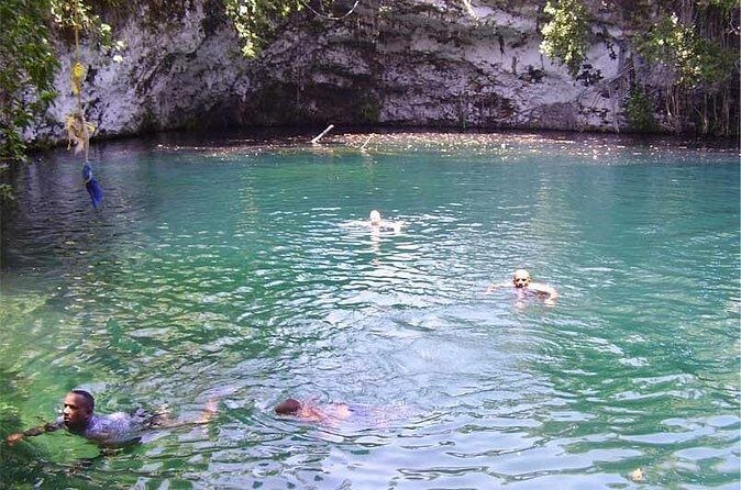 Full-Day Blue Lagoon Tour in Dominican Republic - Playa Grande: lunch, golden sand time, and a classic swim-and-eat rhythm