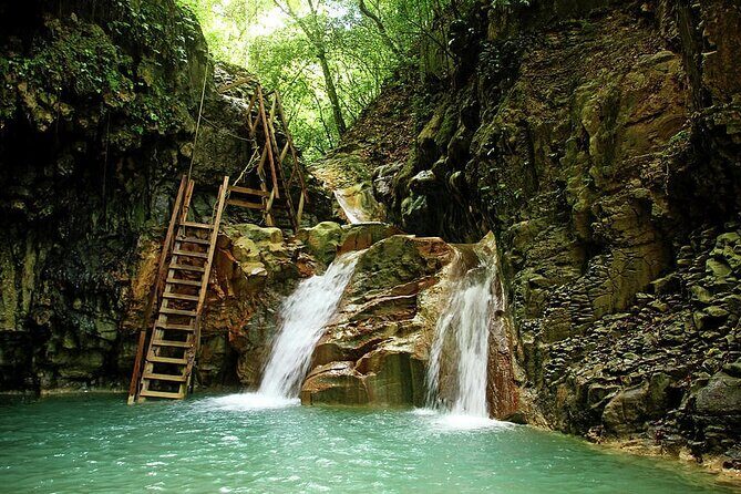Hotels - Airbnb & villas pick up - WATERFALLS OF DAMAJAGUA - Pickup from Puerto Plata: Helpful When It Works, Annoying When It Doesn’t