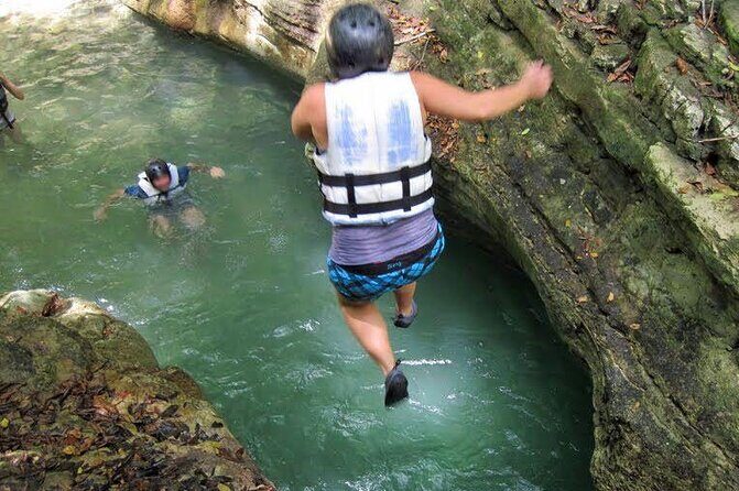 Jeep safari waterfall tours - How a Puerto Plata Jeep safari links waterfalls to real farm life