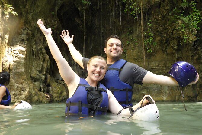 Jeep safari waterfall tours - 9:00 AM pickup and small-group timing in Alegría tours style