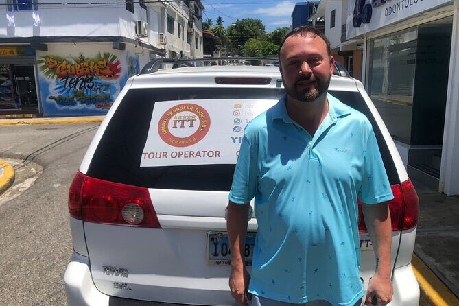 Private transfer Santiago STI Airport to hotels in PuertoPlata - The Meet-and-Greet Method: Uniform, Name, and Arrivals Area Clarity