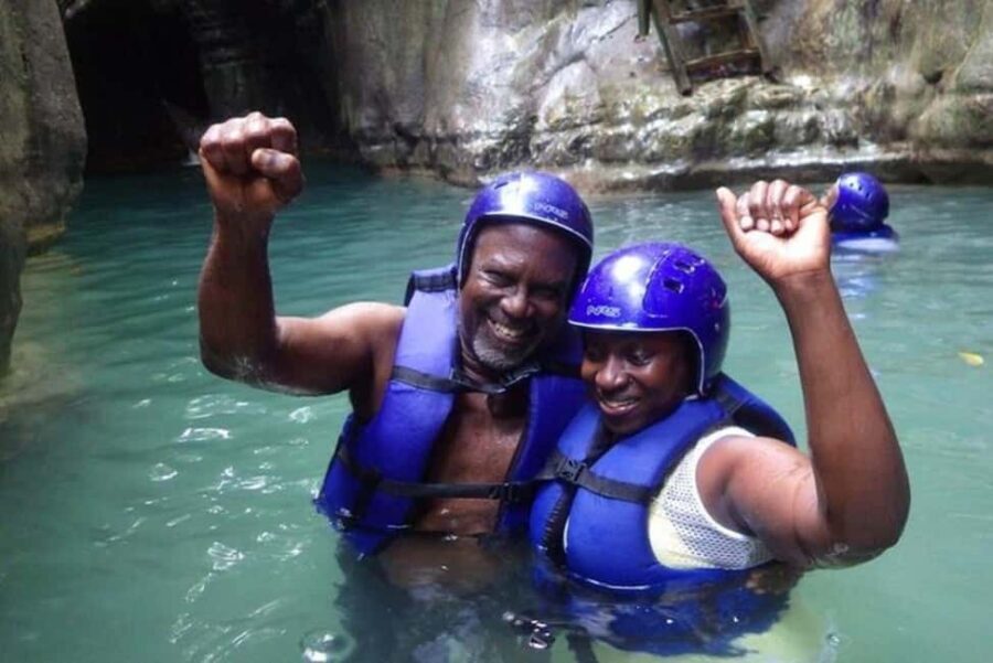 Puerto Plata: 27 Waterfalls Adventure with Traditional Lunch - Traditional Lunch at the Open-Air Restaurant With Mountain Views