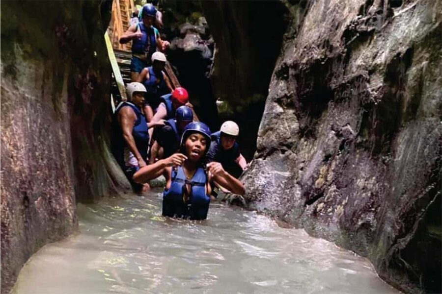 Puerto Plata/Amber Cove: Zipline and Waterfalls with Lunch - The Lunch Stop: Dominican Food After You Finish Soaking Wet