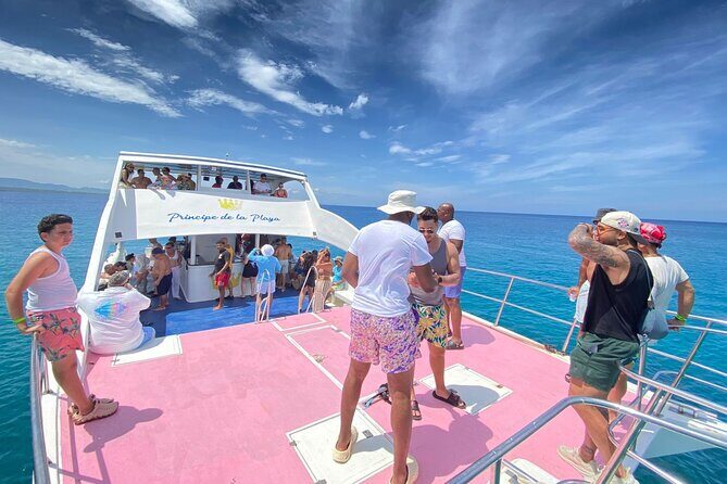 Puerto Plata Private Catamaran Snorkeling, BBQ & Open Bar - Who this private catamaran is best for