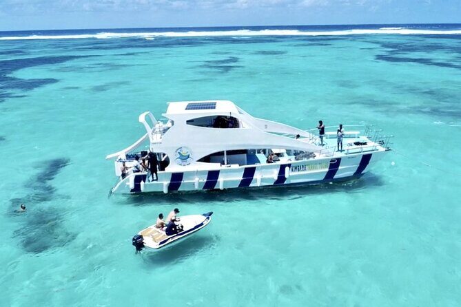 Puerto Plata Private Party Boat and Snorkeling Adventure - Private catamaran energy in Puerto Plata and Sosua