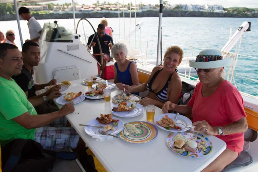 Puerto Plata: Sosúa Catamaran Day Trip with Lunch and Drinks - Price and value at $79 per person: what you’re actually getting