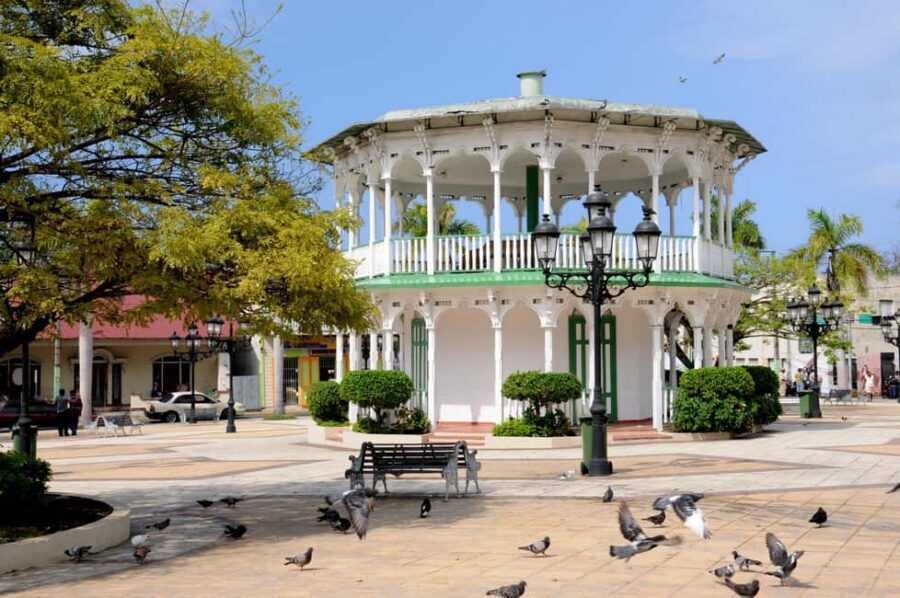 Puerto Plata Tour: History, Culture and Cable Car Ride - Botanical gardens and the Christ statue viewpoint